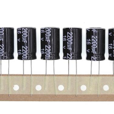 Imagem de 20PCS 16V 2200UF Capacitor eletrolítico de alumínio plug-in 13x21 13 * 21mm 16 Volt 2200 UF