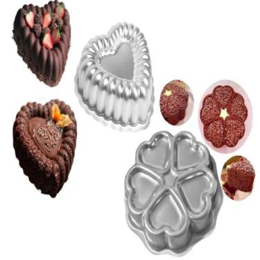 Imagem de Kit 2 Assadeiras Forma de Bolo Coração Gomada + Forma de Bolo 5 Coraçõ