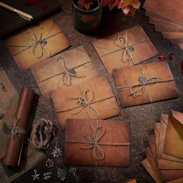 Imagem de Conjunto de 60 peças vintage de papel e envelopes, inclui folhas de papel antigo, envelopes Kraft, acessórios retrô, corda (estrelas, folhas, sol, chaves, âncoras de navio, trevos de quatro folhas)