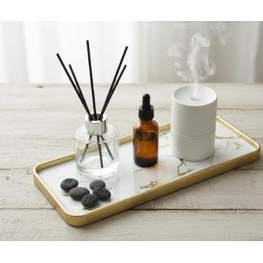 Imagem de Bandeja Decorativa Retangular com Fundo Mármore 29,8×11,8 cm – Bandeja de Plástico para Banheiro, Lavabo, Quarto e Organização