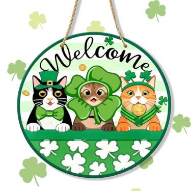 Imagem de Decoração de porta frontal Happy St Patricks Day, cabide de madeira, guirlanda de madeira rústica de primavera