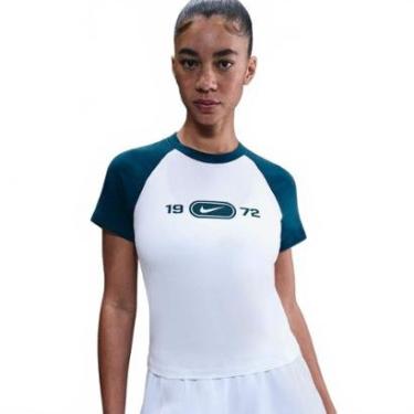 Imagem de Camiseta Nike Sportswear Chill Knit Feminina-Feminino