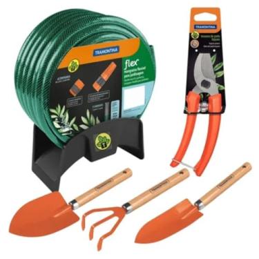 Imagem de Kit Mangueira Com Suporte 30 Metros + Ancinho Pazinha e Tesoura de Poda