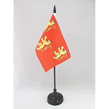 Imagem de Bandeira de mesa do Departamento de Dordonha Francês 10 cm x 15 cm - Bandeira de mesa da França 15 x 10 cm - Bastão e base de plástico preto - AZ FLAG