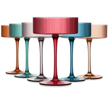 Imagem de Chouggo Copos de cupê vintage coloridos Art Déco, 255 g de cristal canelado, martini soprado à mão e copos de coquetel, perfeitos para sobremesa, Manhattan, cosmopolita, gimlet, Pisco Sour