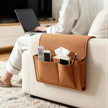 Imagem de 1 bolsa organizadora de feltro para pendurar na parede, suporte de parede com 6 bolsos, para controle remoto, celular, cabeceira, sofá, cadeira, marrom