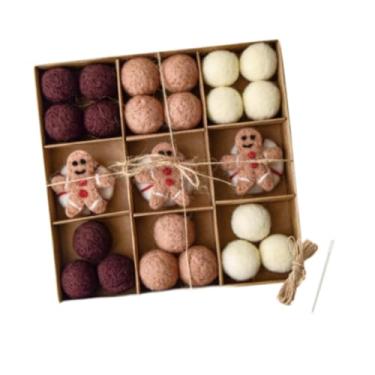 Imagem de oshhni DIY Conjunto de guirlanda de bolas de feltro de Natal Enfeites de Natal Guirlanda de Natal decorativa para lareira, quarto, sala de estar, Homem-biscoito de Gengibre