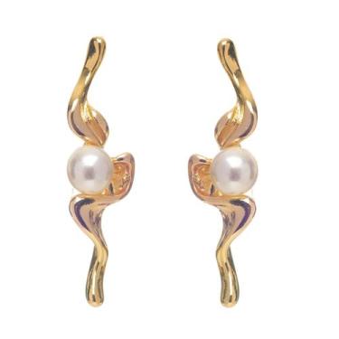 Imagem de Brinco Pendurado Orgânico com Pérola Banhado a Ouro 18K - Papillon Sem