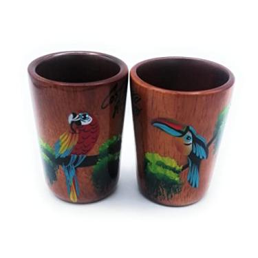 Imagem de Kal Crafts - Conjunto de 2 copos de dose de tequila de madeira - Pintados à mão com designs de tucano e arara escarlate da floresta tropical costa-riquenha - 45 ml (2PK Tucano-Arara)