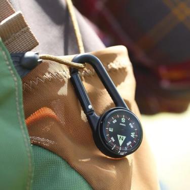 Imagem de Bússola de gancho para montanhismo ao ar livre – bússola de gancho portátil e ferramenta de navegação de reconhecimento de direção para caminhadas, acampamento, mochila e exploração ao ar livre, preto