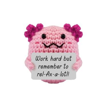 Imagem de Adorável Axolote Crocheted à mão – Acompanhante de apoio emocional positivo de 7,5 cm com cartão motivacional, decoração de mesa divertida para escritório/casa, presente para amigos/colegas