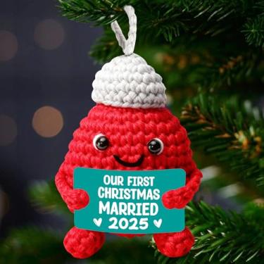 Imagem de Mini enfeite de crochê feito à mão, nosso primeiro enfeite de casamento de Natal 2025 – Presente de lembrança de feriado recém-casado para casais, decoração de aniversário de casamento, enfeite de