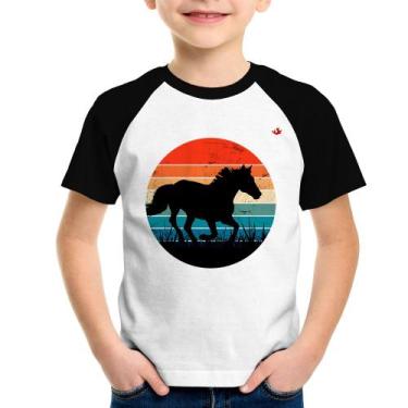 Imagem de Camiseta Raglan Infantil Cavalo Vintage Sunset - Foca na Moda, Branco,