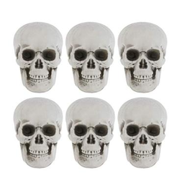 Imagem de SEWACC 6 peças mini cabeças de caveira de plástico Halloween miniatura esqueleto realista modelo de caveira adereços de brincadeira para Halloween truques acessórios de brinquedo