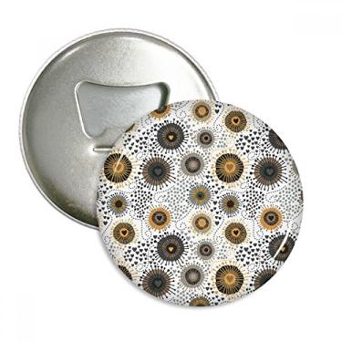 Imagem de Flores abstratas amarelas e pretas pétalas abridor de garrafas ímã de geladeira emblema multifuncional