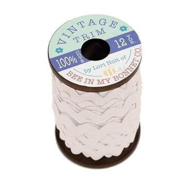 Imagem de Riley Blake Designs Grande Vintage Trim por Lori Holt of Bee in My Bonnet and It's Sew Emma | 12 metros de acabamento em carretel de madeira | Perfeito para encadernação de colcha e artesanato (latte)