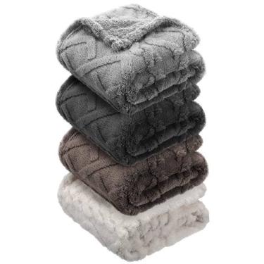 Imagem de Cobertor VitalCozy 76 x 102 cm 3D Plush Baby, pacote com 4