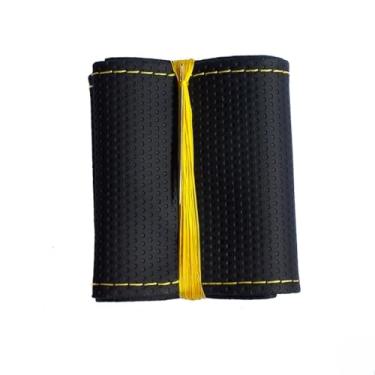 Imagem de Capa Volante Carro Couro Universal Costurada acessórios para carro Premium com Furinhos(Linha Amarela)