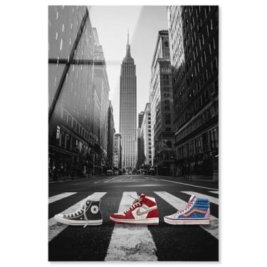 Imagem de Tênis costurado Crosswalk impressão acrílica arte de parede por Art Remedy, pronto para pendurar, 10 x 15