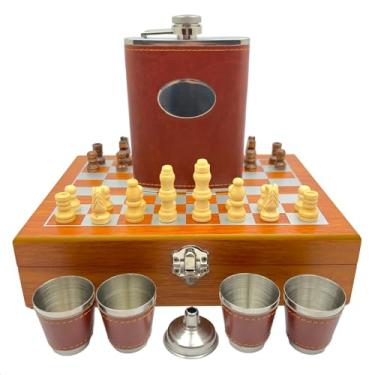 Imagem de Kit Xadrez Premium com Cantil e Copos, Maleta em Madeira 24x18,5x6,5cm, Conjunto com 32 Peças, Acessórios em Aço Inox e Couro Marrom