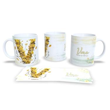 Imagem de Caneca Personalizada com Flores Douradas, Cerâmica Branca, 325ml, Decorativa com Nome Alice e Frase Beleza que Floresce (v)