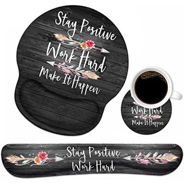 Imagem de Conjunto de apoio de pulso para teclado e mouse pad com suporte de pulso com porta-copos, permanece positivo no trabalho duro e faz acontecer com citação inspiradora mouse pad com base de poliuretano antiderrapante para computador, laptop, casa, escritório