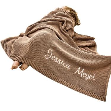 Imagem de Manta de bebê de tricô personalizada 102x76 cm com bordado em algodão 