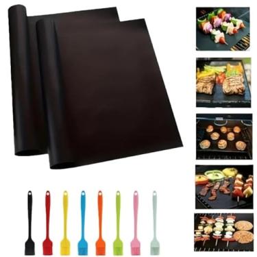 Imagem de Pacote com 2 forros de forno reutilizáveis com 1 escova de limpeza – Tapetes protetores de fundo de forno antiaderentes de 33 x 39,9 cm para fornos elétricos, a gás e torradeira, podem ser lavados na