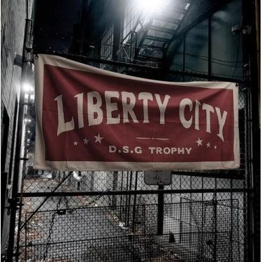 Imagem de Tapeçaria para pendurar na parede Liberty City Retro Flag 70x170cm - y