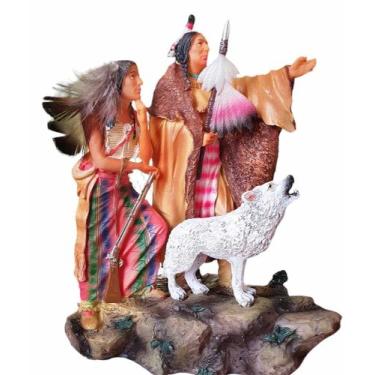 Imagem de Escultura Realista Casal De Índios Xamãnismo Com Lobo Branco - Althea 