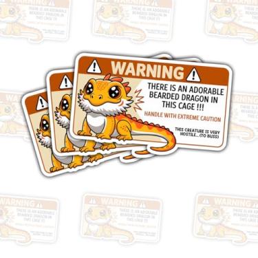 Imagem de (3 peças) Adesivo de dragão barbudo com etiqueta de aviso – Decalque de vinil engraçado com meme de cuidados com répteis para donos de dragões barbudos, amantes de animais de estimação e entusiastas