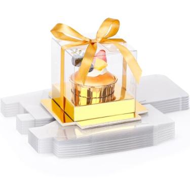 Imagem de EUSOAR Embalagens individuais de cupcake, 24 peças, porta-cupcakes de plástico dourado de 8 cm com fita e inserções, recipientes de bolo transparentes únicos com tampas para lembrancinhas de festa de