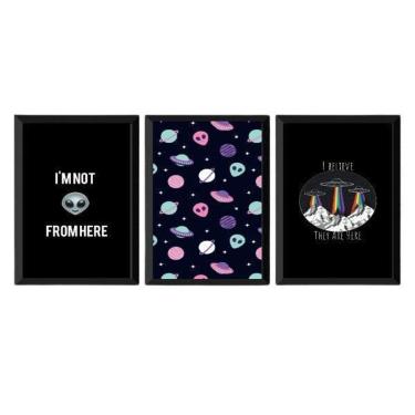 Imagem de Kit 3 Quadros I Believe Ovnis 45X34 Com Vidro Madeira Preta