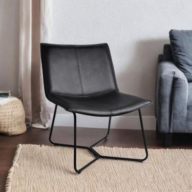 Imagem de Poltrona para Sala de Estar em Courino Bibiana Preto