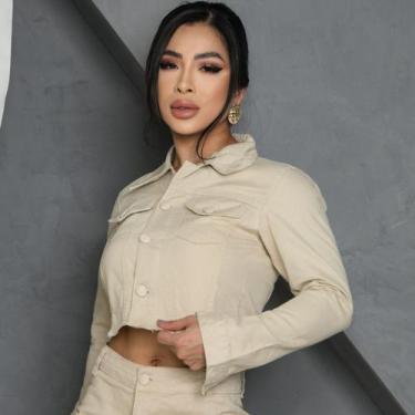 Imagem de Jaqueta Jeans Curta Feminina Estilo Cropped com Barra Desfiada - SELLE