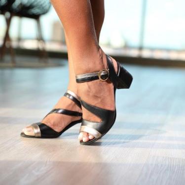 Imagem de Sandália de Salto em Couro Ive Preta com Ouro Velho - Amo Calçados, 35