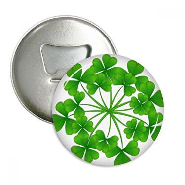 Imagem de Emblema multifuncional com ímã de geladeira para dia de São Patrício, círculo trevo de quatro folhas