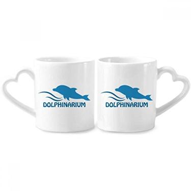 Imagem de Conjunto de canecas de porcelana para casal, estampa de golfinho e natação, com alça de coração de cerâmica