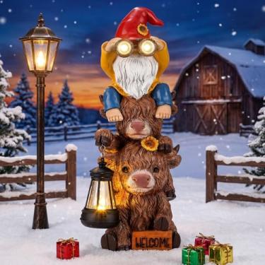 Imagem de Gerrii Estátua solar de gnomo de vaca Highland com lanterna 28 cm resina para jardim ao ar livre decoração impermeável luz solar para pátio, gramado, varanda, presente para amantes de jardim