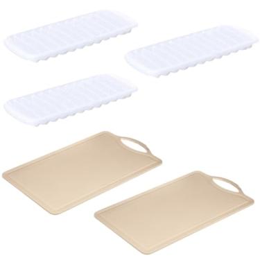 Imagem de Conjunto de 2 Tábua Bege Plástica de Corte para Alimentos + 3 Forma de gelo em Cubos Plástica Branco Atóxica