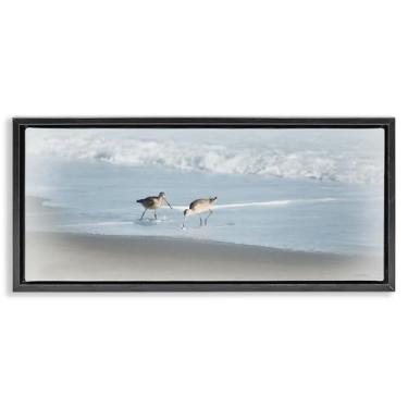 Imagem de Stupell Industries Sandpiper Pair on Shore Framed Floater Canvas Wall Art Design por Rhonda Addison, moldura flutuante preta, 25 x 11