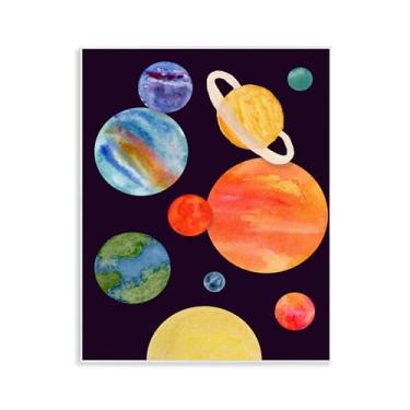 Imagem de Stupell Industries Planetas em aquarela em placa de parede preta, design por Corinne Rose Designs, 28 x 35 cm