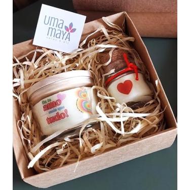 Imagem de Kit Romântico com 2 Velas Aromáticas Vegetais, Potes de Vidro, Caixa Presente, Decoração Coração (Morango)