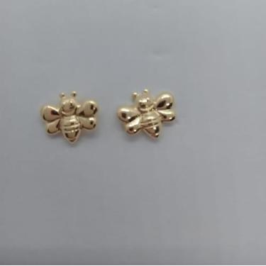 Imagem de Brinco infantil formato abelhinha, banhado a ouro 18k. - biaccastro 26
