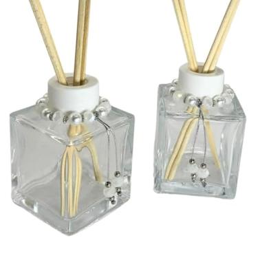 Imagem de Kit 4 Frascos de Vidro Cubo 100ml para Difusor de Ambiente Luxo com Pingentes Decorativos e 16 Varetas – Tampas Douradas, Prata, Rose ou Preto(BRANCO)