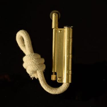 Imagem de Isqueiro de corda estilo vintage, revestimento de metal com pavio de algodão, isqueiro à prova de vento, estilo antigo (Bronze)