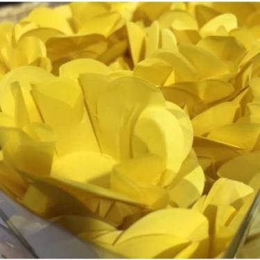 Imagem de Forminhas para Doces Finos - Kit 40/120 Formas Flor Decorativas | Ideal para Casamentos, Festas e Cupcakes (Style - Amarelo,120)