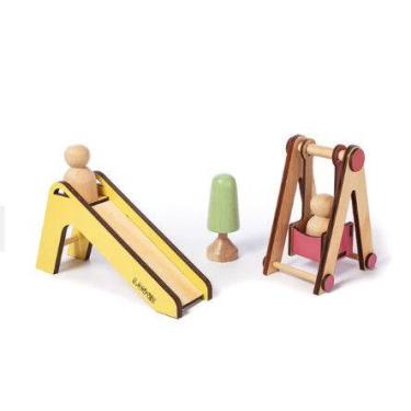 Imagem de Família de brinquedo ou Parquinho divertido - brinquedo de madeira, se