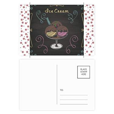 Imagem de Três doces bolas de sorvete de chocolate, Natal, flor de Natal, cartão postal de bênção