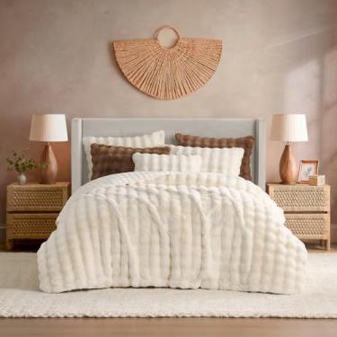 Imagem de YnM Cobertor pesado ultramacio, cobertor de cama pesado fofo com bolhas, edredom grande de pele sintética de pelúcia, peça de decoração de casa macia e quente (creme, 224 x 223 cm, 6,8 kg, casal/Queen